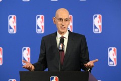 NBA休赛期风云：雄鹿签下利拉德，东部格局巨变